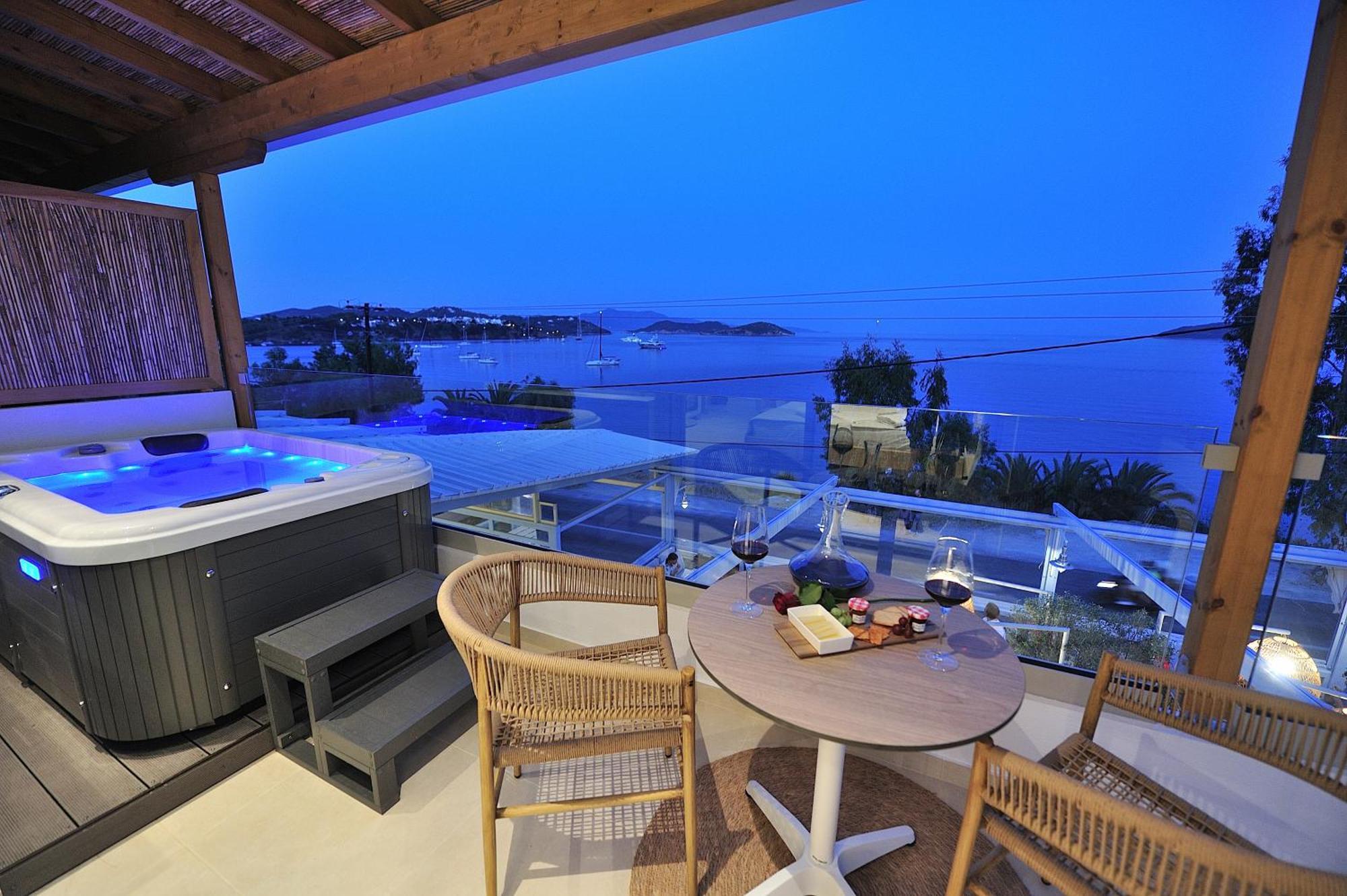 Salty Wave Suites Skiathos-Stadt Exterior foto